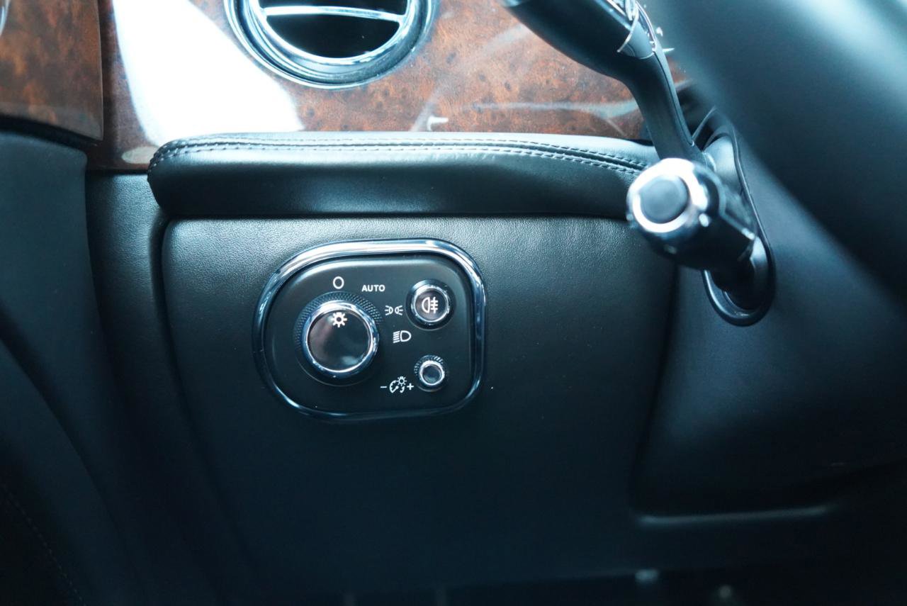 Used 2019 Bentley Mulsanne image 26