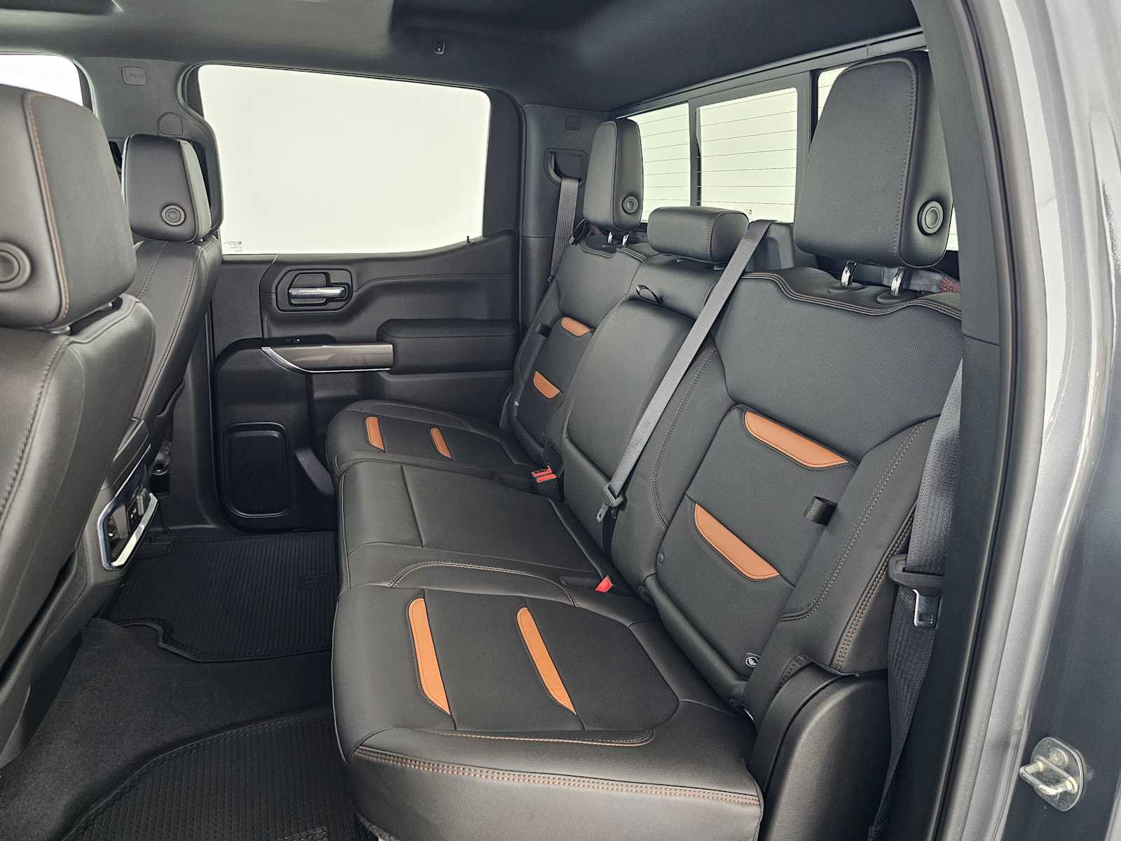 Used 2022 GMC Sierra 1500 AT4 w/ AT4 Premium Package image 17