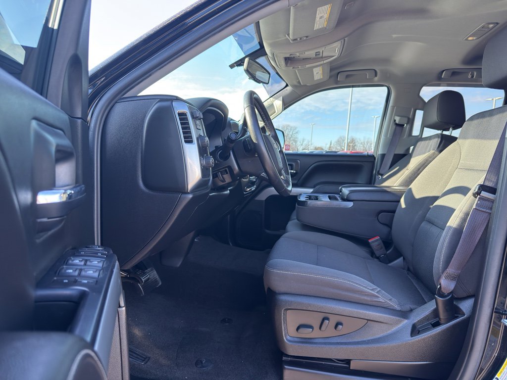 Used 2017 Chevrolet Silverado 1500 LT w/ All Star Edition image 11