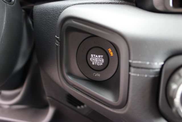 New 2027 Jeep Wrangler Unlimited Rubicon AWD/4WD image 23
