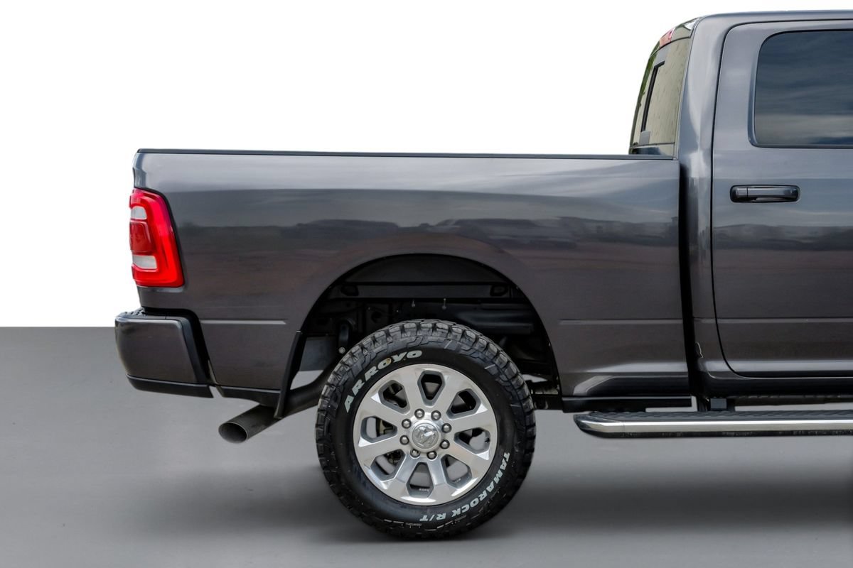 Used 2023 RAM 2500 Laramie AWD/4WD image 6