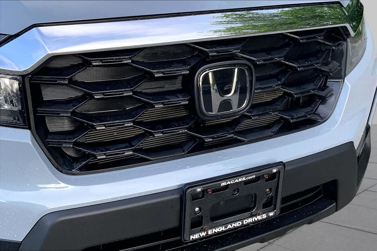 Used 2023 Honda Passport EX-L image 32