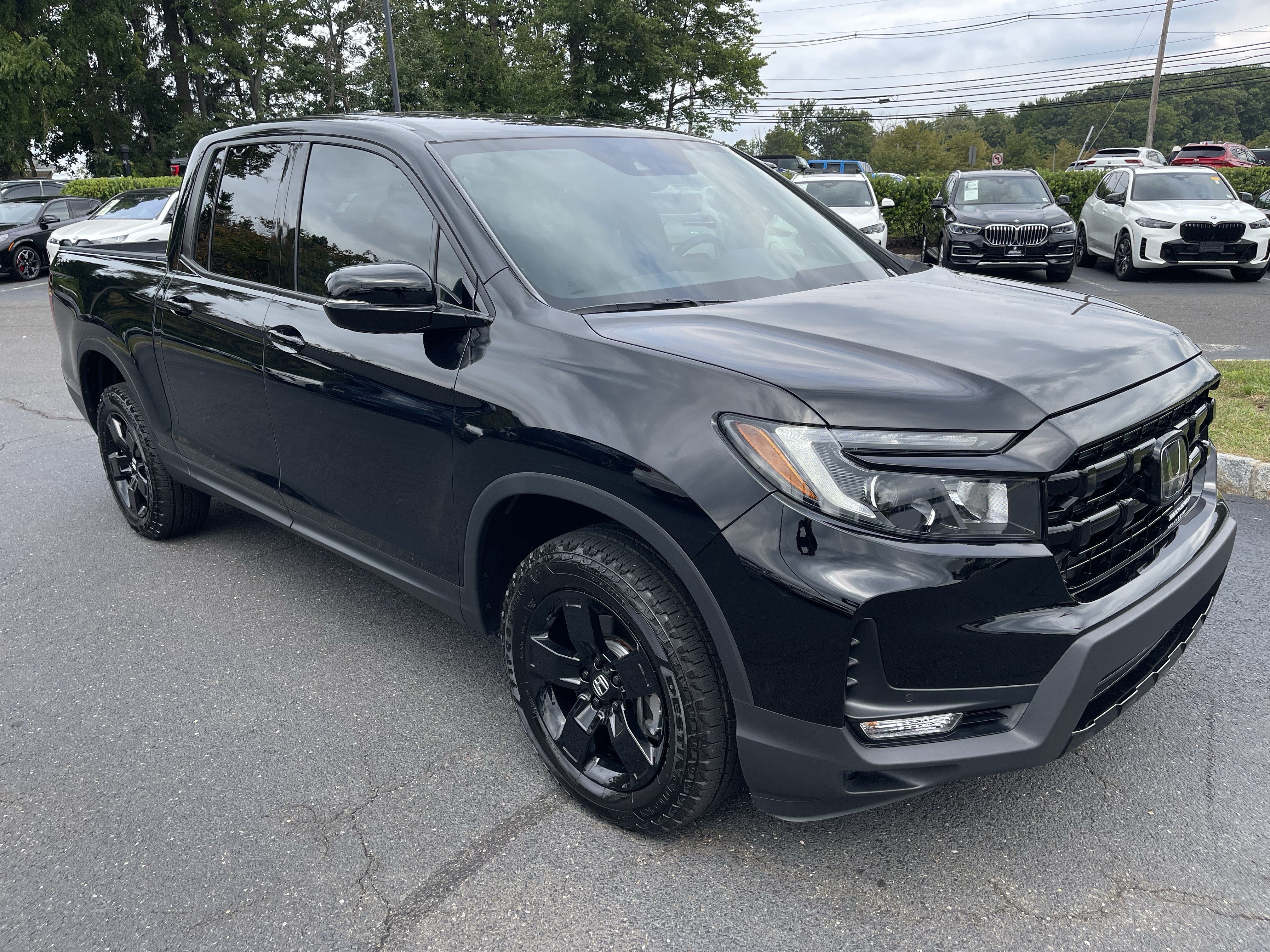 Used 2025 Honda Ridgeline Black Edition image 3