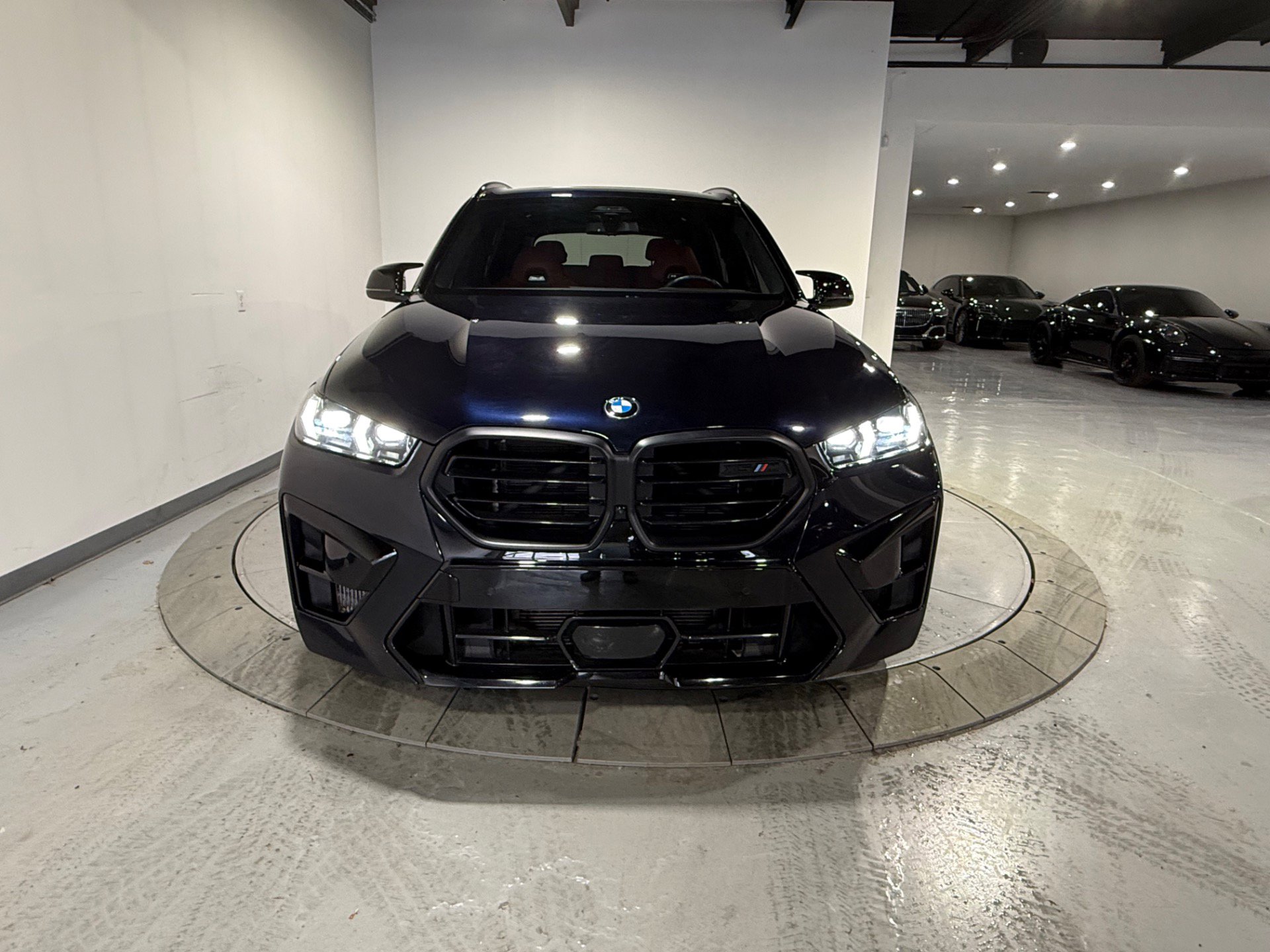 Used 2025 BMW X5 M Competition w/ Executive Package image 6