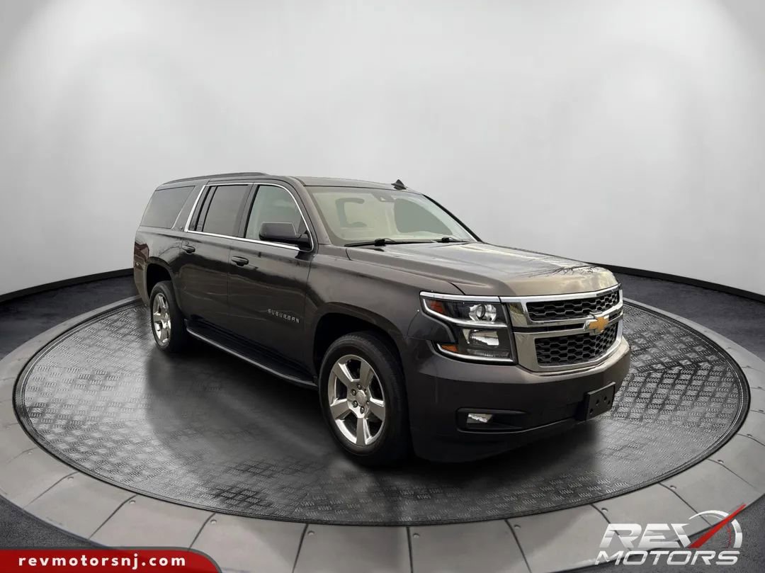 Used 2017 Chevrolet Suburban LT AWD/4WD image 5