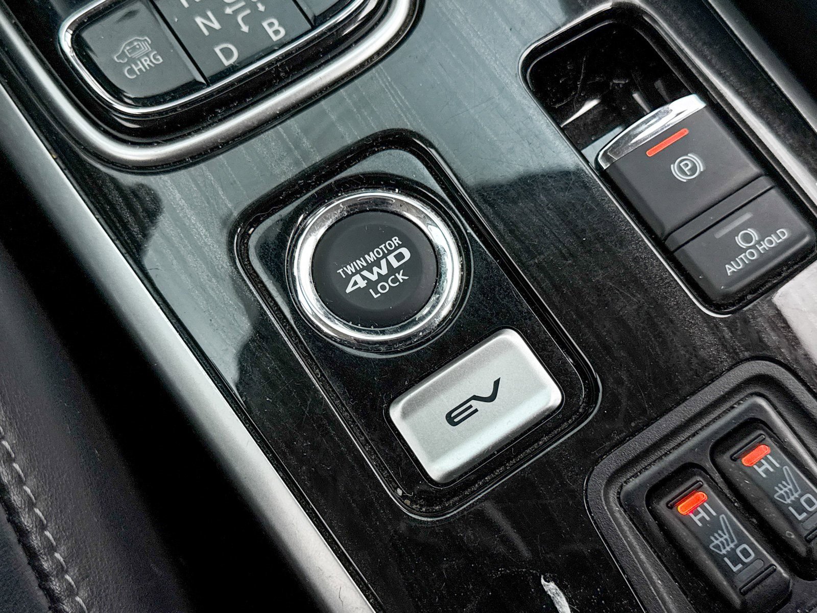 Used 2018 Mitsubishi Outlander SEL image 7