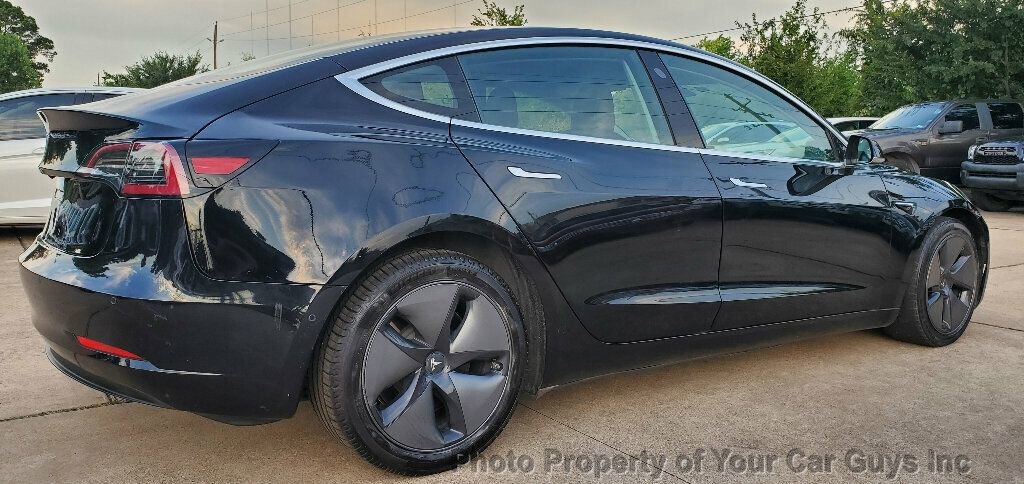 Used 2019 Tesla Model 3 Performance image 14