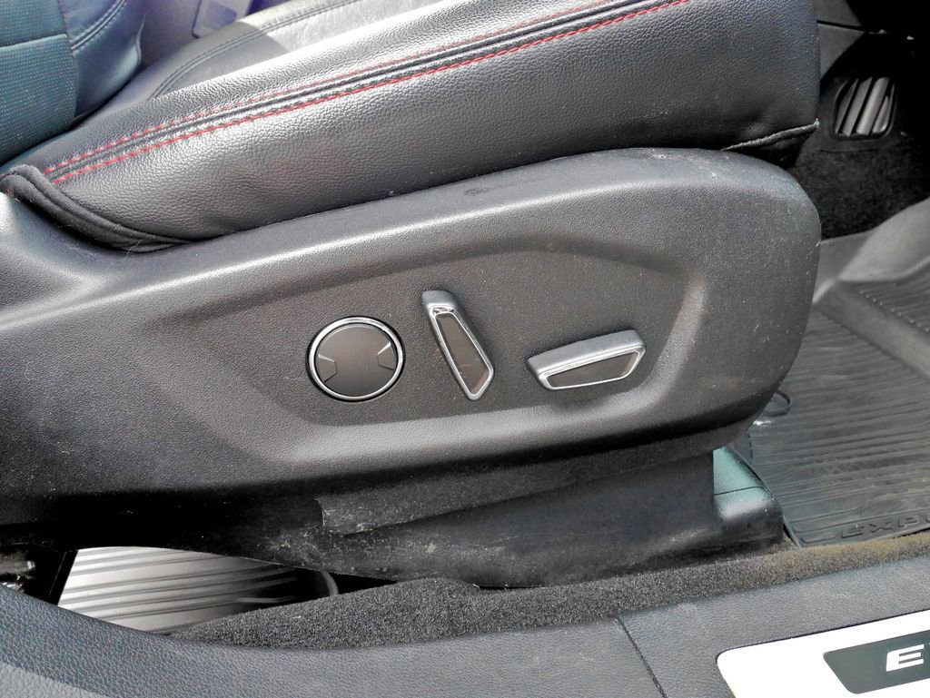 Used 2017 Ford Explorer Sport w/ Equipment Group 401A image 13