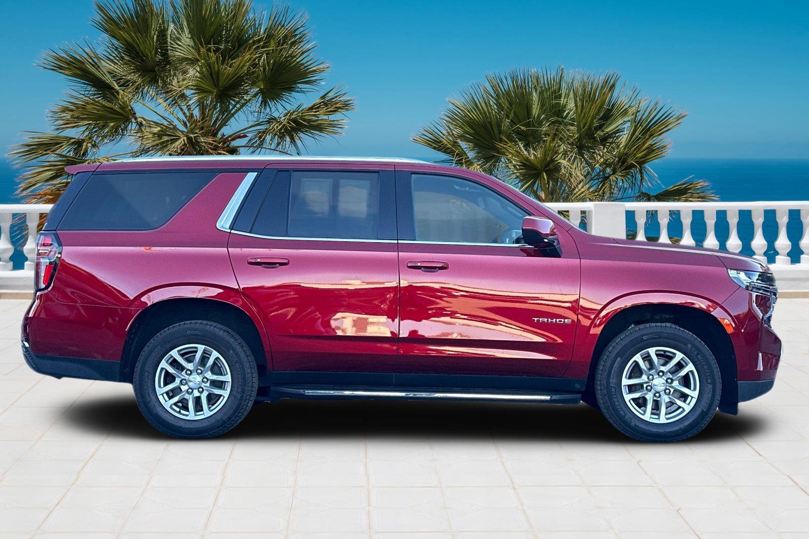 Used 2021 Chevrolet Tahoe LS image 3