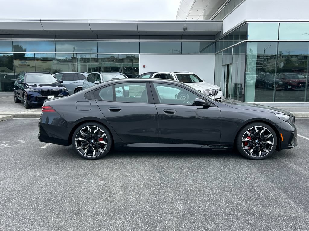 New 2027 BMW 550e xDrive AWD/4WD image 6