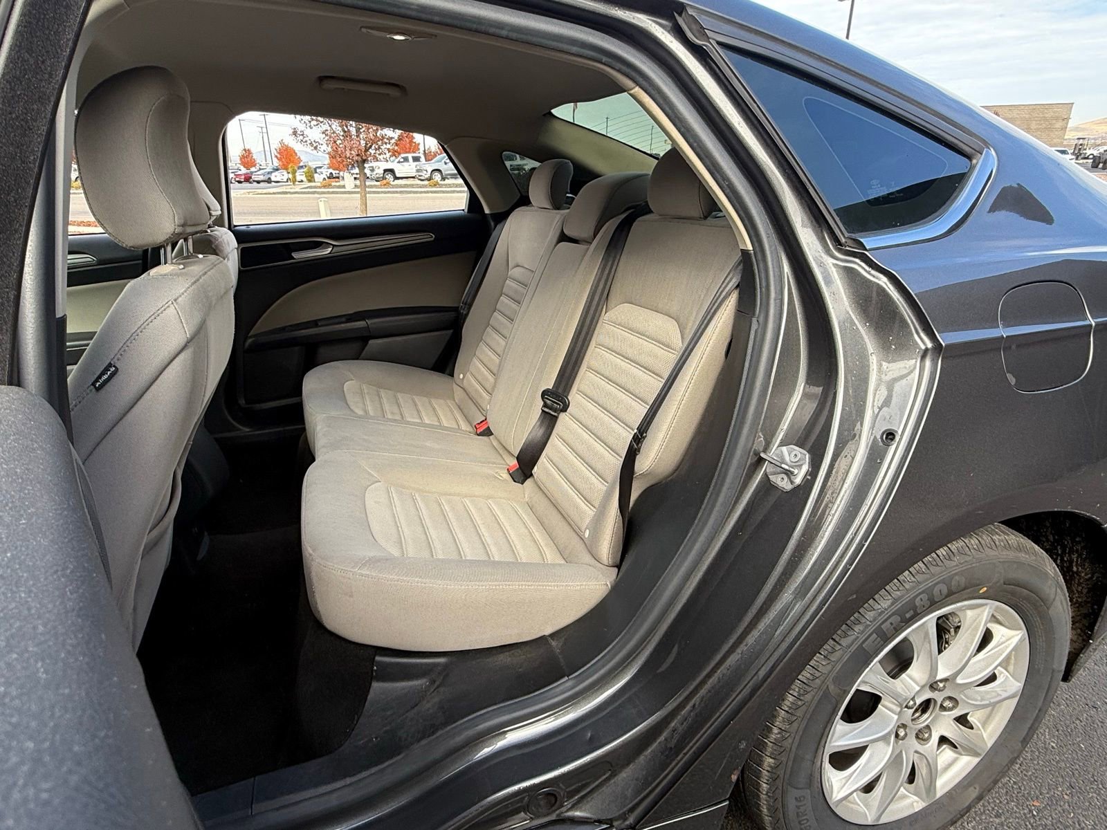 Used 2017 Ford Fusion S image 9