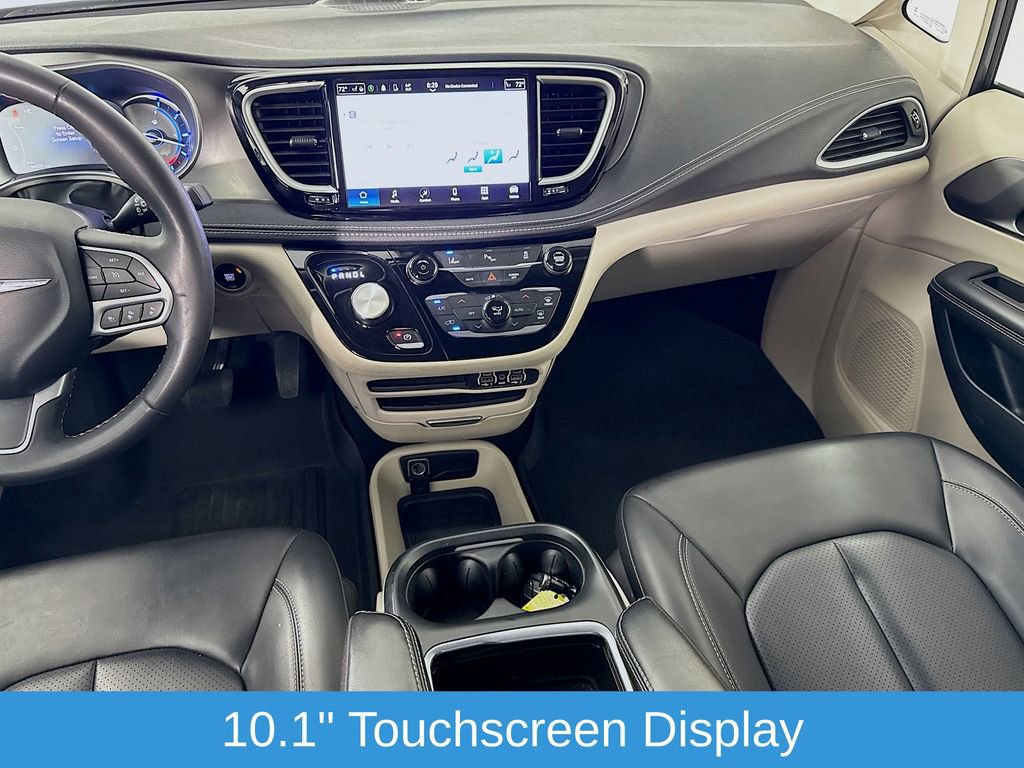 Used 2023 Chrysler Pacifica Touring-L image 28