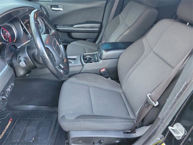 Used 2022 Dodge Charger SXT image 9