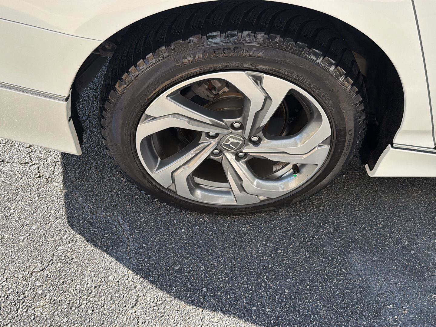 Used 2019 Honda Accord EX-L image 38