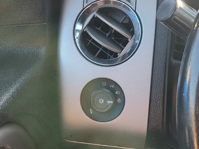 Used 2017 Ford Expedition EL Limited w/ Equipment Group 301A AWD/4WD image 20