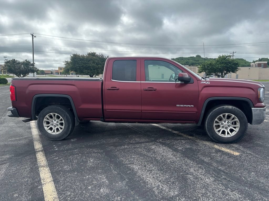Used 2017 GMC Sierra 1500 SLE w/ Suspension Package, Off-Road AWD/4WD image 4