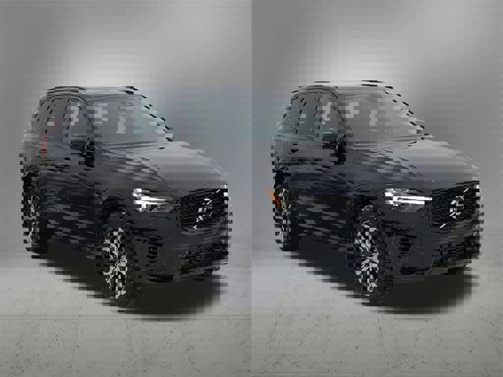 Certified 2025 Volvo XC60 T8 Core w/ Protection Package Premier image 8