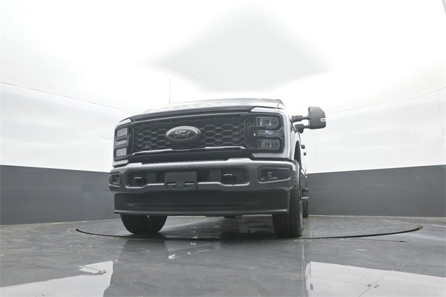 New 2026 Ford F250 Lariat image 25