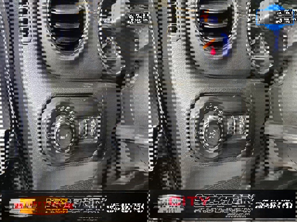 Used 2021 Jeep Wrangler Unlimited Sahara image 14