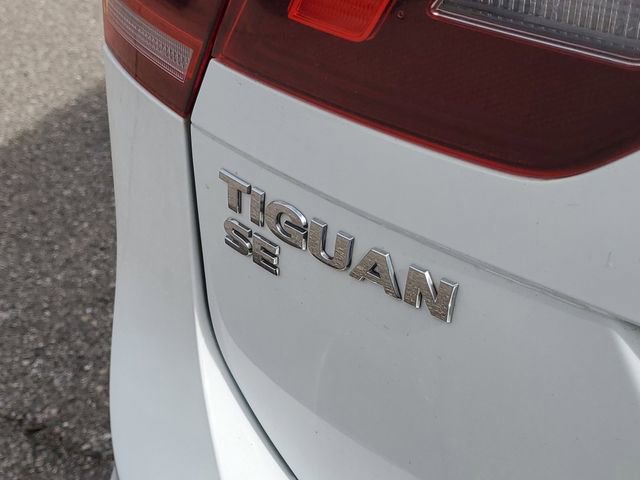 Used 2021 Volkswagen Tiguan SE AWD/4WD image 30