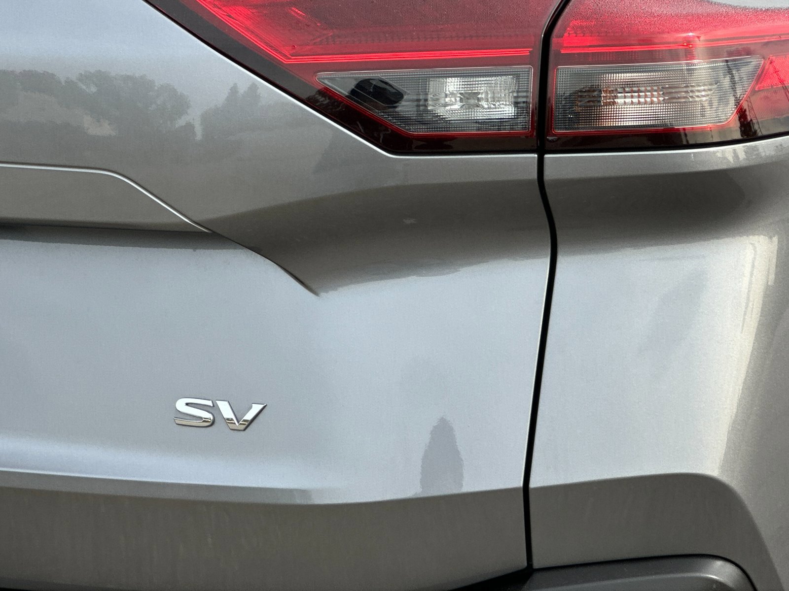 Used 2023 Nissan Rogue SV image 26