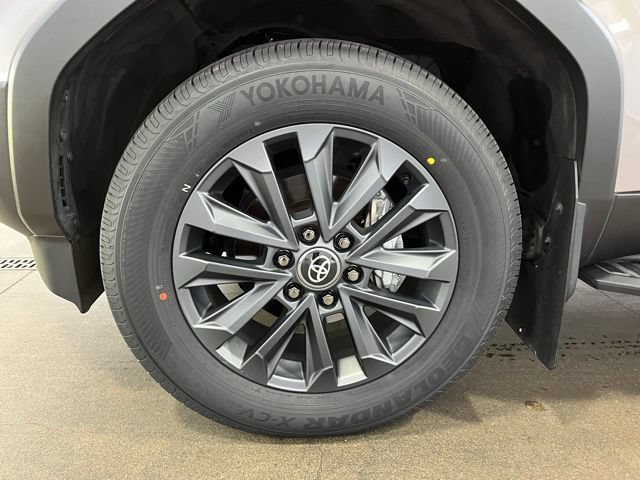 Used 2024 Toyota Land Cruiser w/ Premium Package AWD/4WD image 26