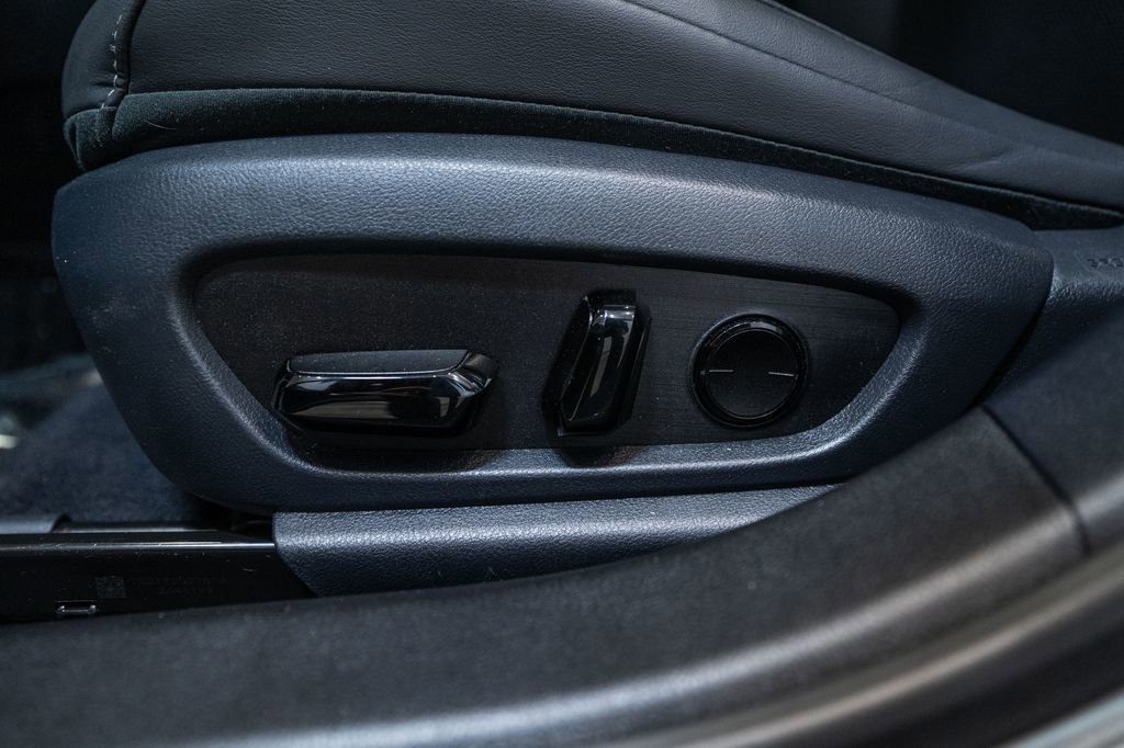 Used 2022 Lexus ES 350 w/ Premium Package image 17