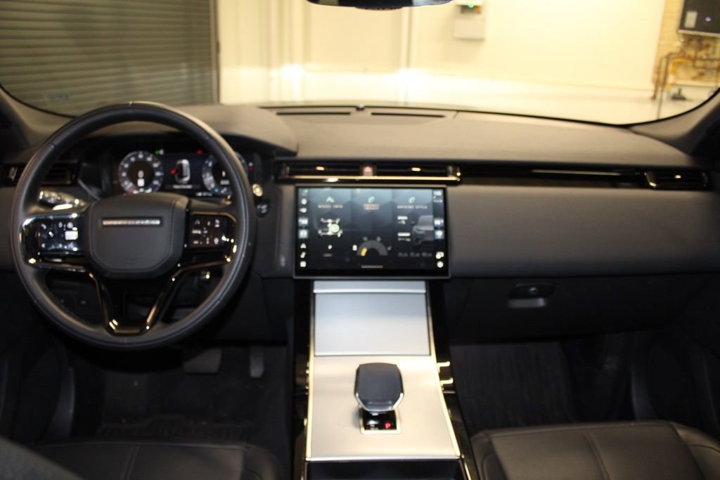 Certified 2025 Land Rover Range Rover Velar S AWD/4WD image 37