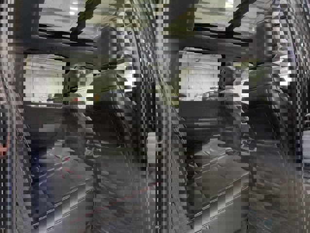 Used 2023 Ford F250 Lariat w/ Lariat Ultimate Package AWD/4WD image 12