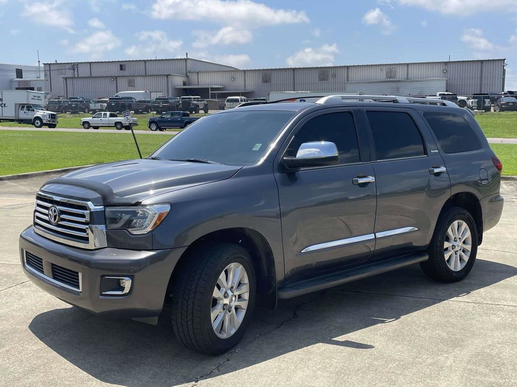 Used 2020 Toyota Sequoia Platinum AWD/4WD image 7