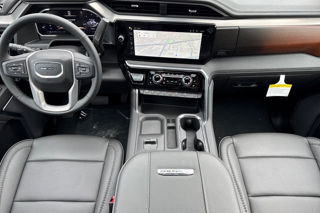 New 2026 GMC Sierra 2500 Denali w/ Denali Reserve Package image 15