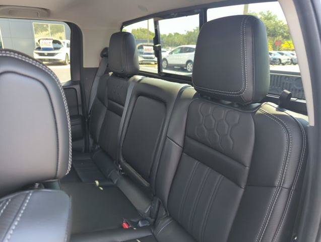 Certified 2023 Nissan Frontier SV w/ SV Premium Package RWD image 29