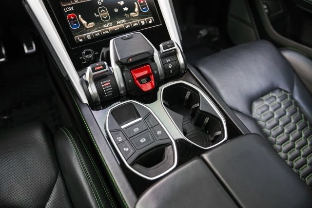 Used 2021 Lamborghini Urus AWD/4WD image 47
