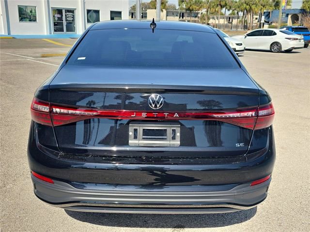 New 2026 Volkswagen Jetta SE FWD image 4
