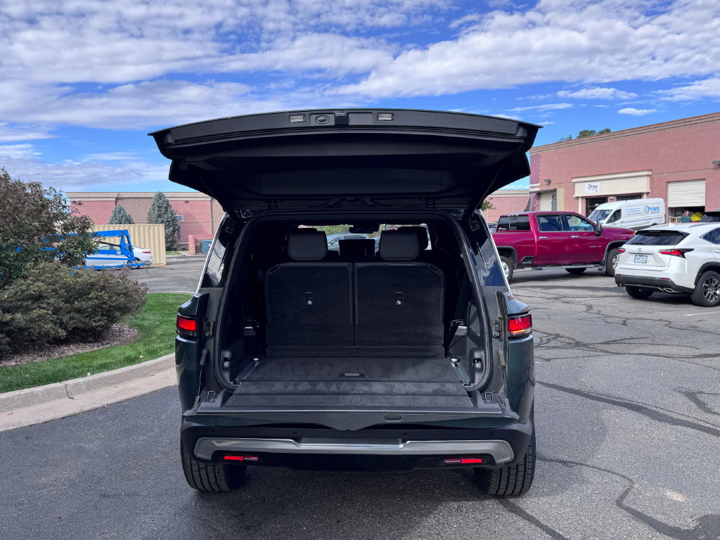 Used 2025 Rivian R1S Adventure Dual AWD/4WD image 11