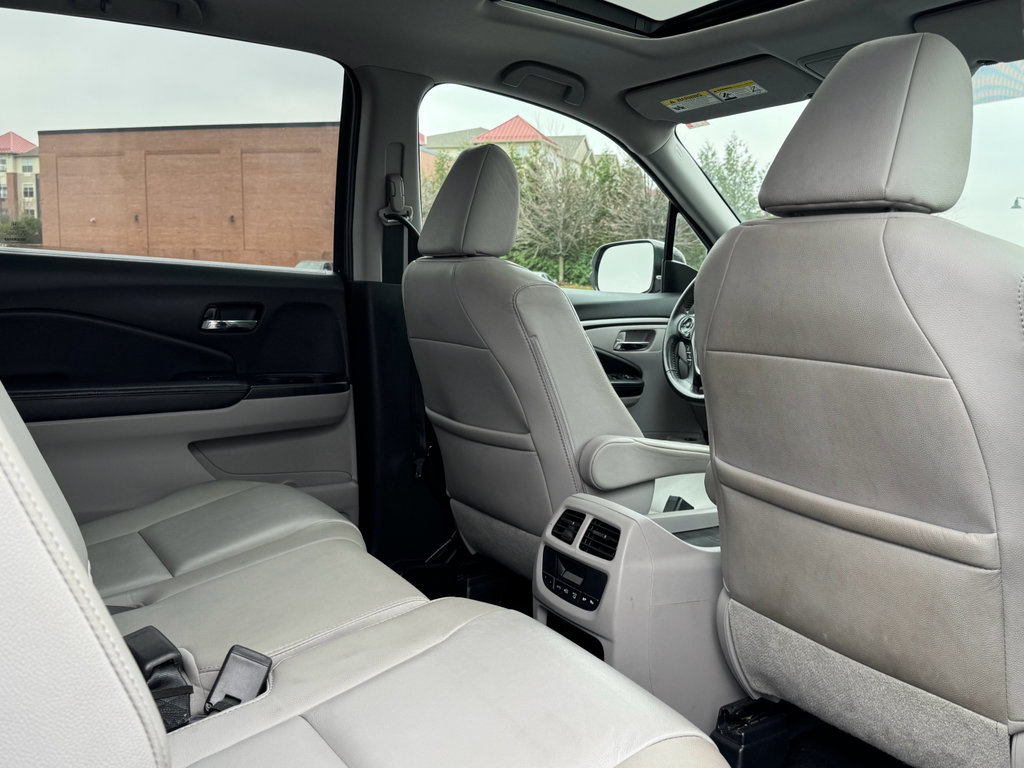 Used 2017 Honda Pilot EX-L image 24