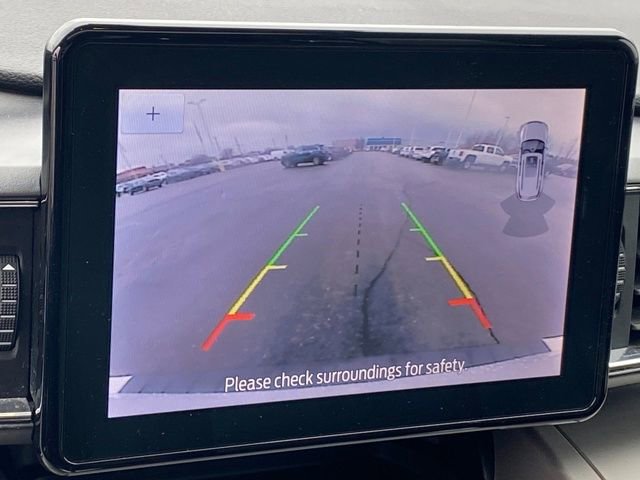 Used 2022 Ford Explorer XLT image 12