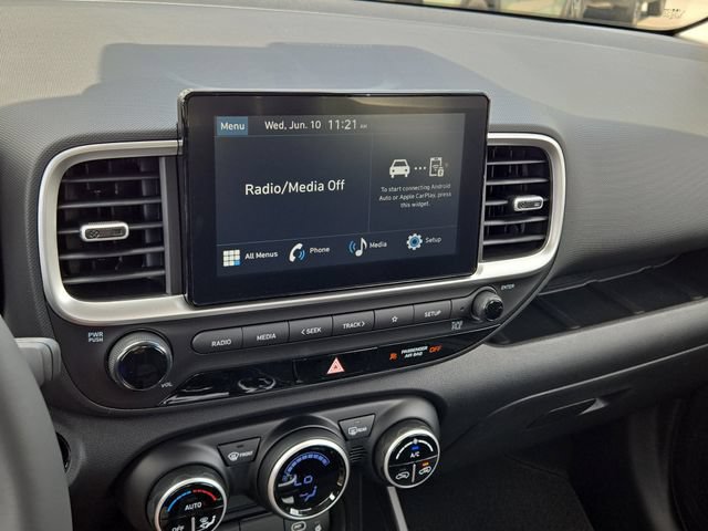 New 2026 Hyundai Venue SEL FWD image 11