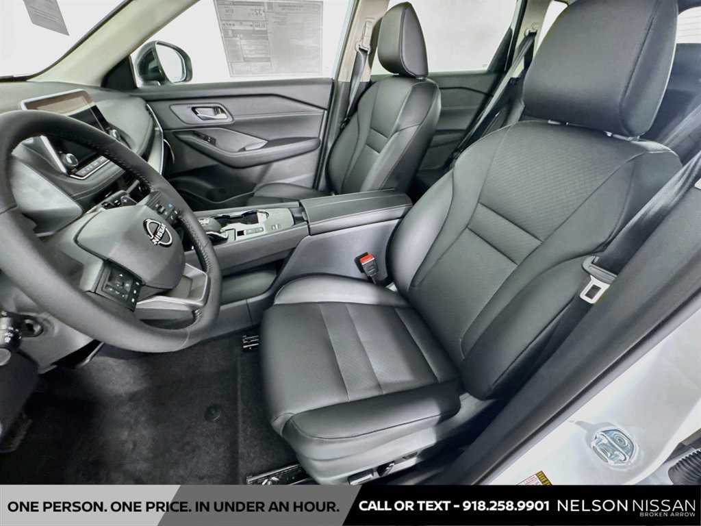 New 2026 Nissan Rogue Dark Armor FWD image 20