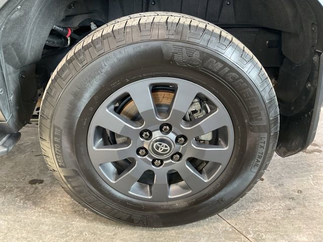 Used 2024 Toyota Land Cruiser Base image 7