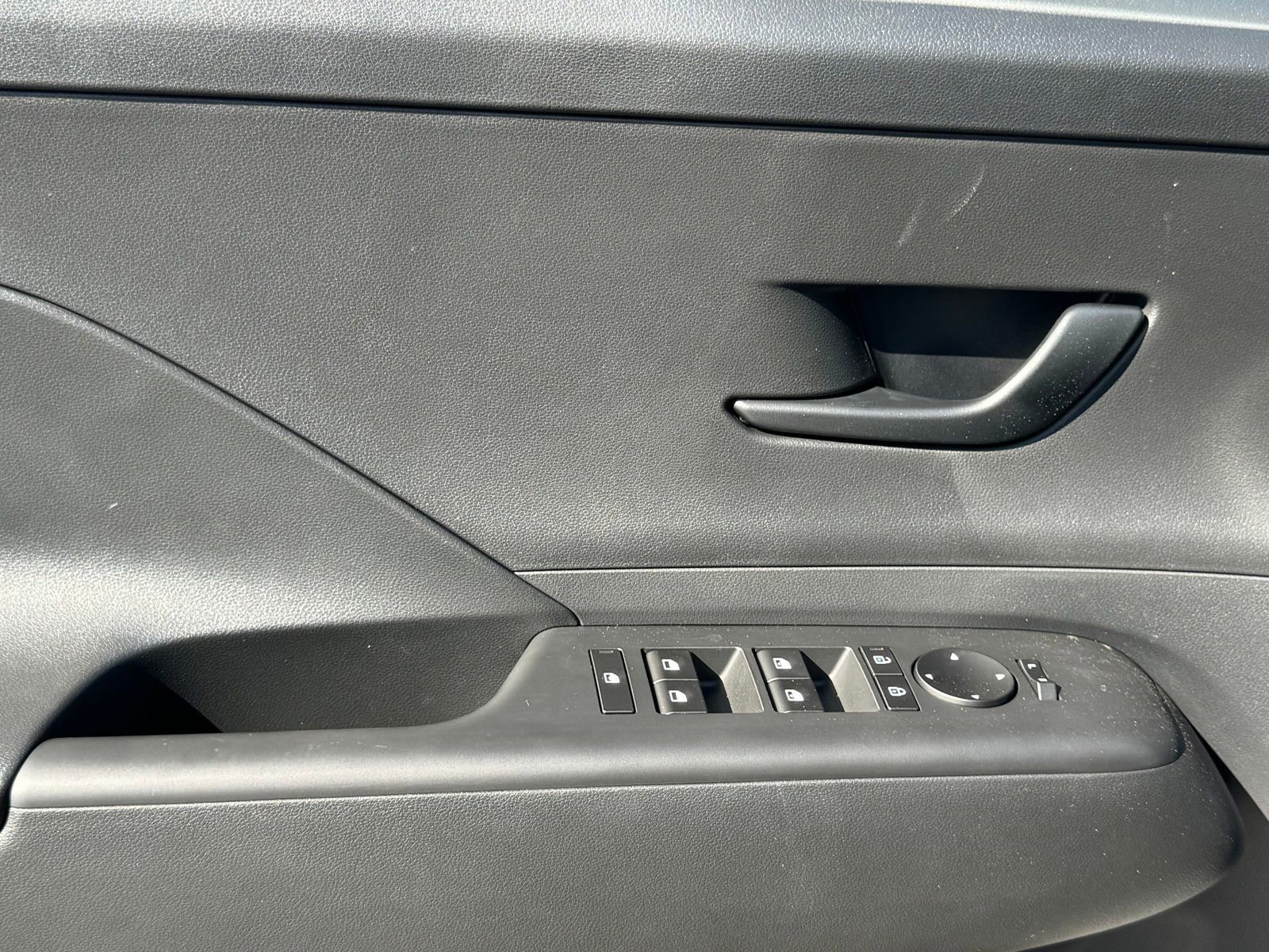New 2026 Hyundai Kona SEL Sport FWD image 10