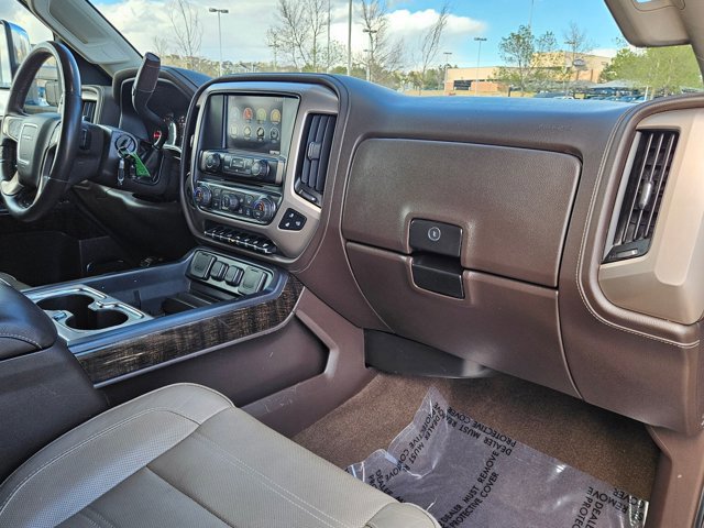 Used 2015 GMC Sierra 2500 Denali w/ Duramax Plus Package image 21