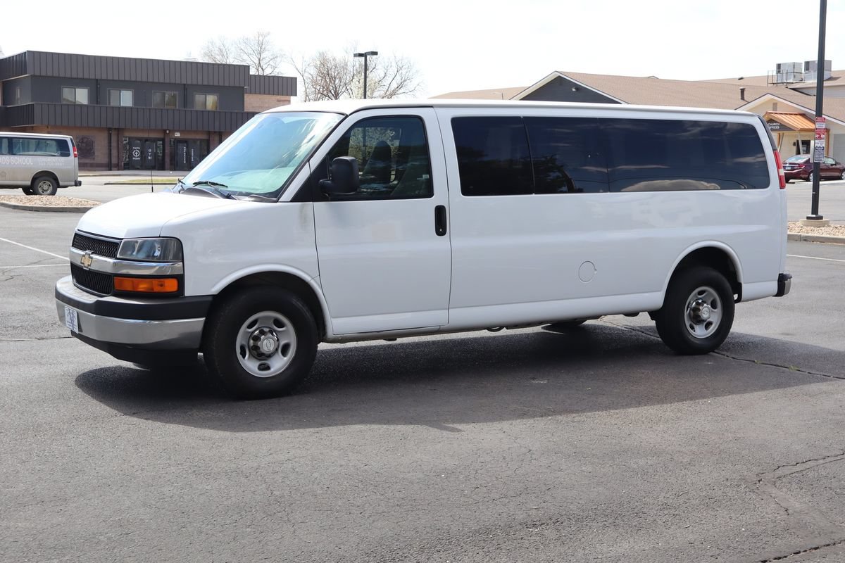 Used 2017 Chevrolet Express 3500 LT w/ LT Preferred Equipment Group RWD image 10