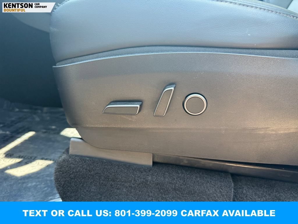 Used 2021 Tesla Model Y Long Range AWD/4WD image 26