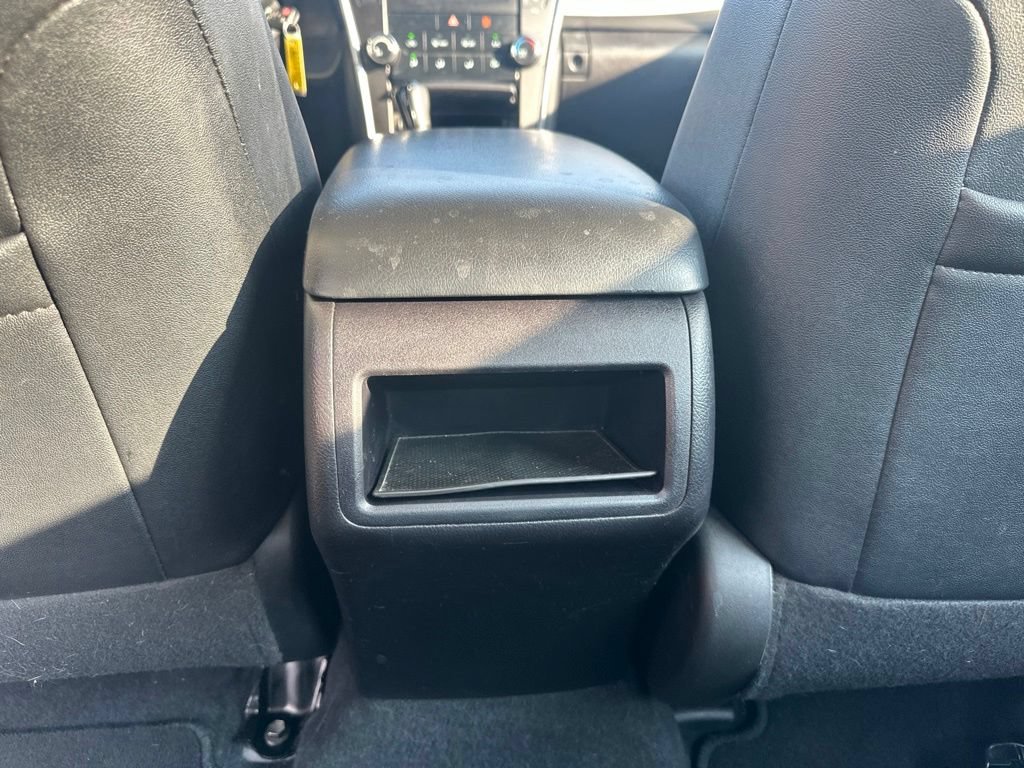 Used 2015 Toyota Camry SE FWD image 20