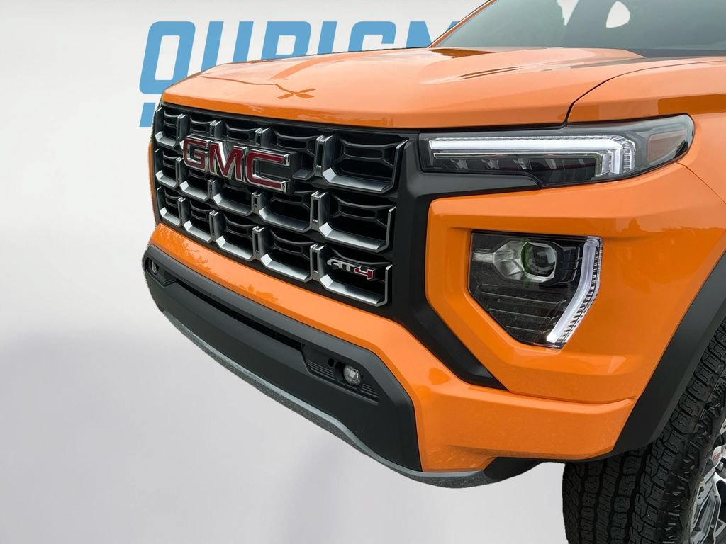Used 2025 GMC Canyon AT4 w/ LPO, Off Road Lift Package AWD/4WD image 22