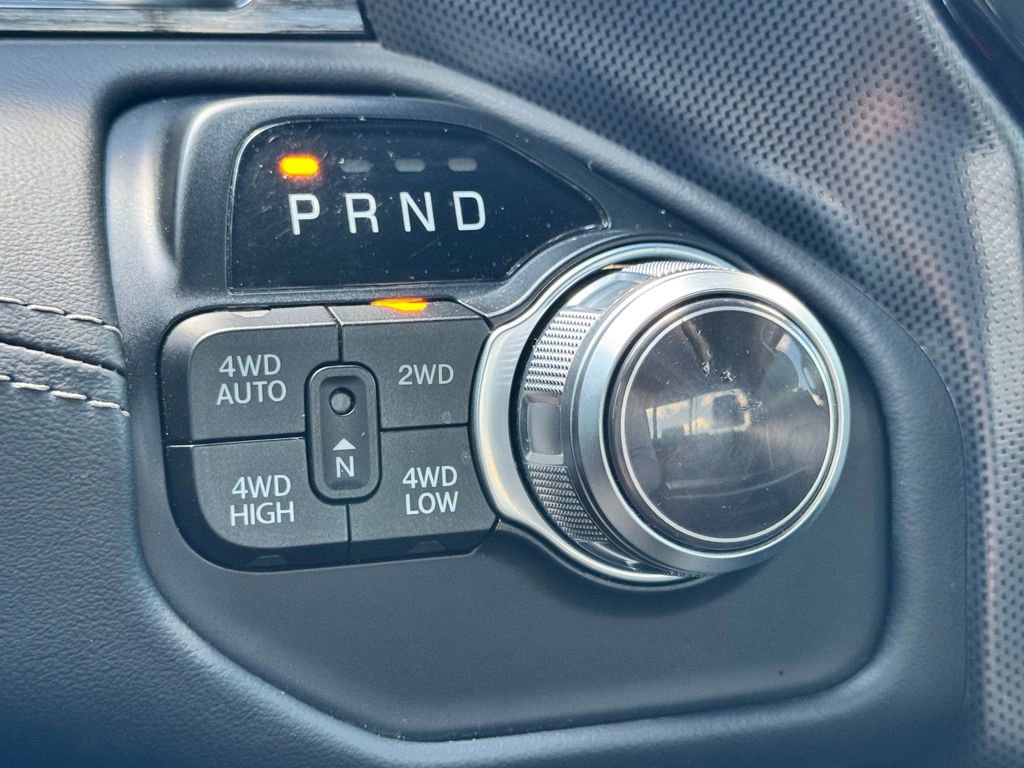 Used 2022 RAM 1500 Limited w/ Cold Weather Group AWD/4WD image 30