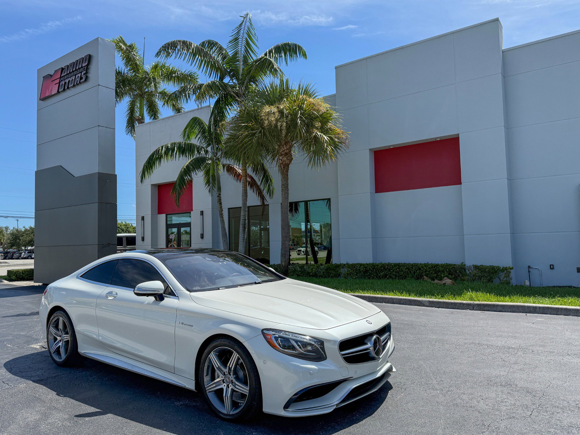 Used 2015 Mercedes-Benz S 63 AMG 4MATIC Coupe image 1