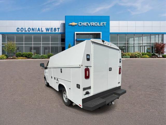 Used 2024 Chevrolet Express 3500 w/ Power Convenience Package RWD image 3