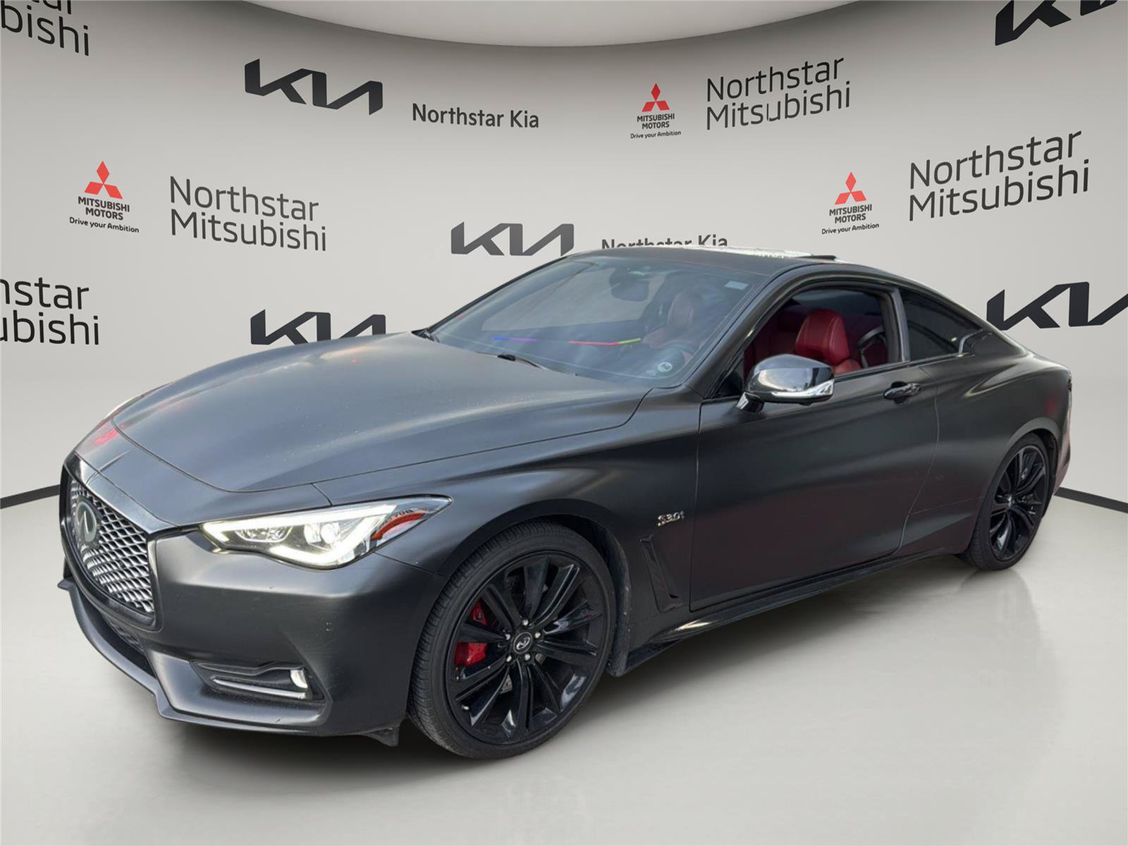 Used 2018 INFINITI Q60 Red Sport 400 AWD/4WD image 1